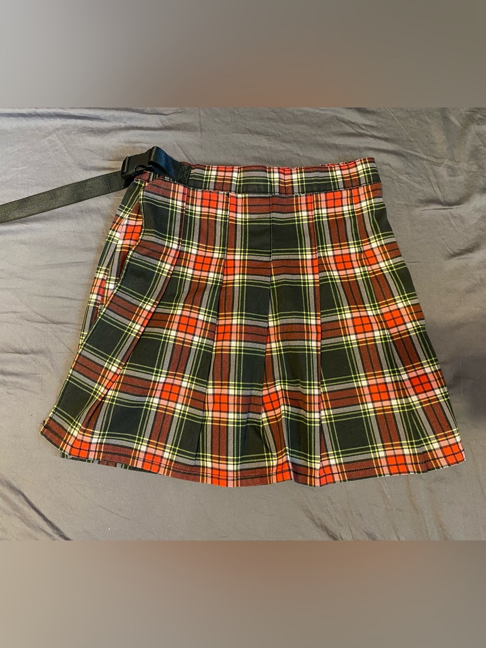 BP pleated plaid wrap-around pleated mini skirt w/ buckle, womens size medium